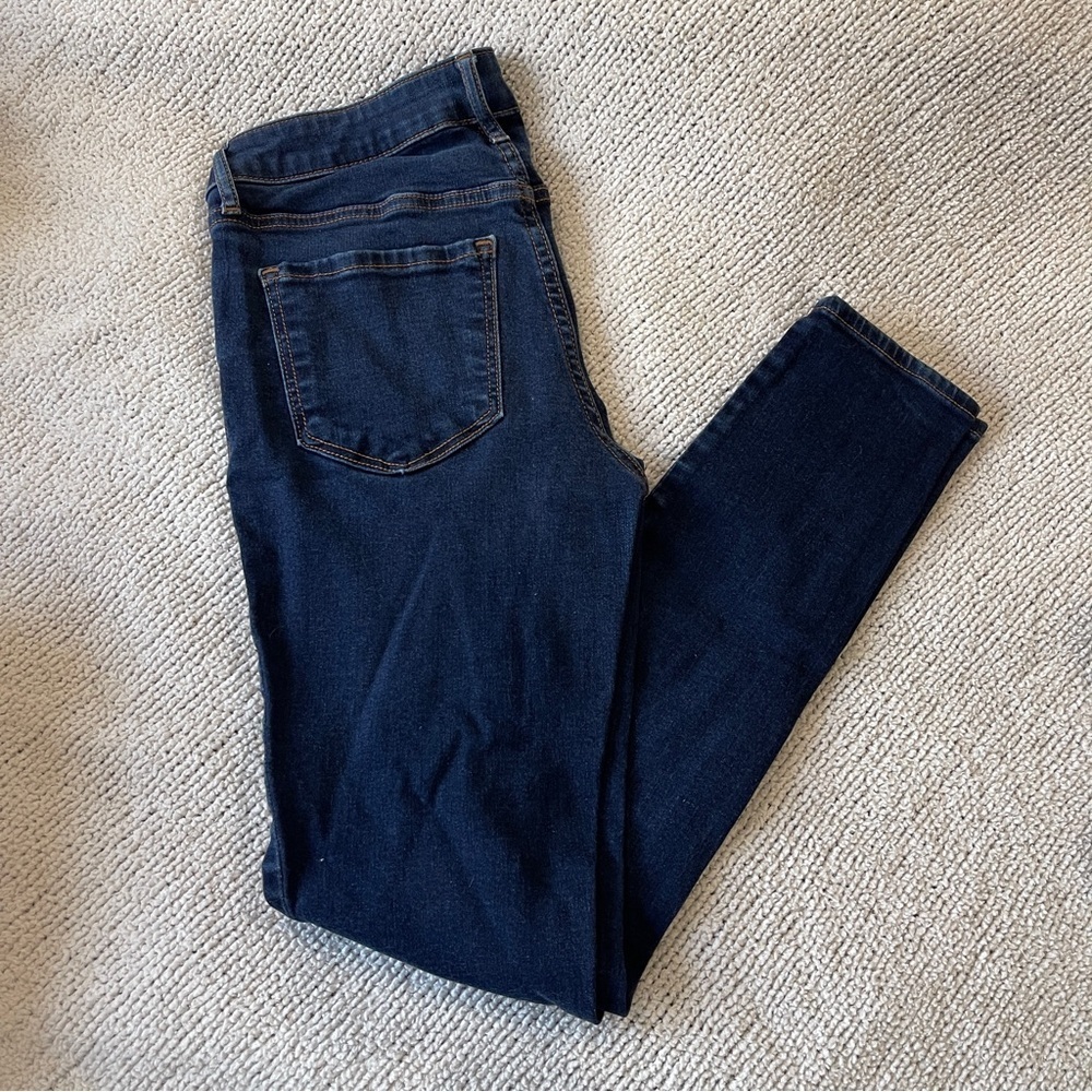 Old Navy Rockstar Super Skinny Mid-Rise Jeans Size 2